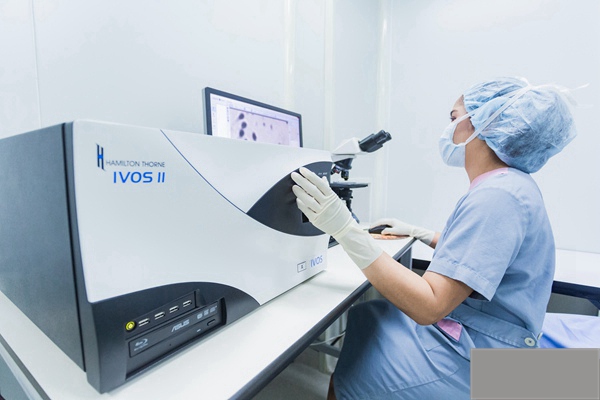 去美國(guó)做試管嬰兒助孕多少錢？試管嬰兒助孕的具體流程是什么？