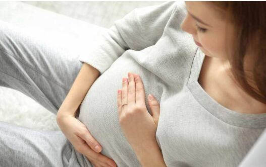 懷孕早期的七個(gè)癥狀表現(xiàn)，看看你中了沒(méi)有？