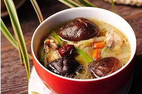 女性流產(chǎn)后吃什么好