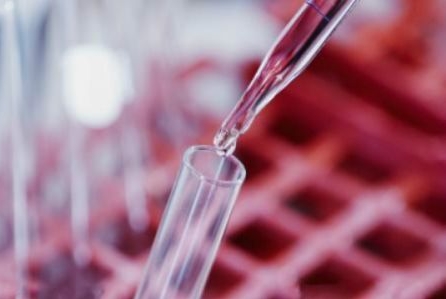  高齡懷孕是選擇自然懷孕還是試管技術(shù)比較好？