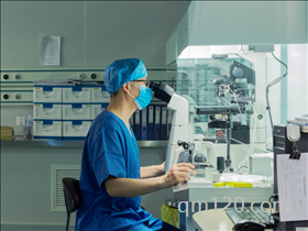 北醫(yī)三院楊爍和宋雪凌誰厲害