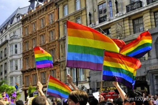 女生和女生試管的流程