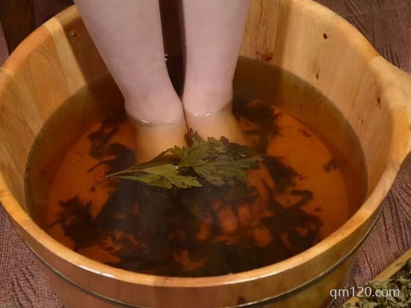 艾葉泡腳試管一次能成功