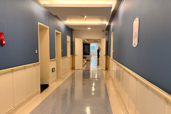醫(yī)院走廊圖二
