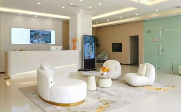 呼倫貝爾富曉雷整形醫(yī)院,海拉爾區(qū)富曉雷醫(yī)療美容門診部誰(shuí)跟強(qiáng)？