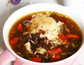 產(chǎn)后貧血吃什么能最快補(bǔ)血